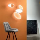 Applique da Parete con Struttura in Metallo Bianco o Oro a LED - Raissa Viadurini