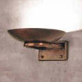 Applique in fusione di ottone anticato e vetro Allegro