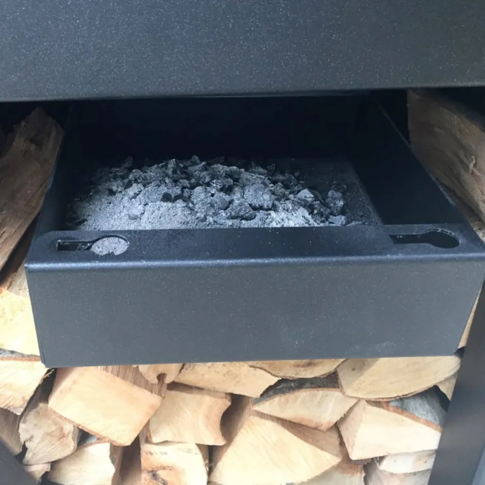 Barbecue a Legna con Piano Lavoro e Piastra - Giorgione Viadurini