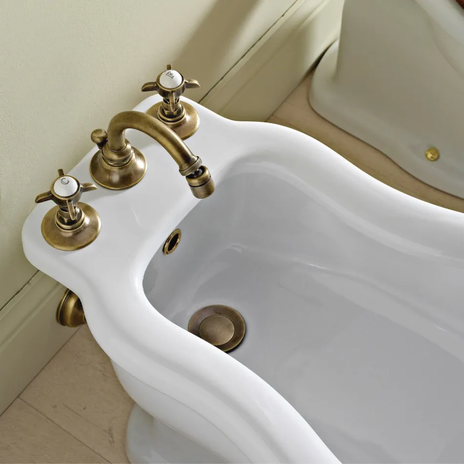 Batteria Bidet 3 Fori Classica in Ottone e Maniglie a Farfalla - Miriano Viadurini