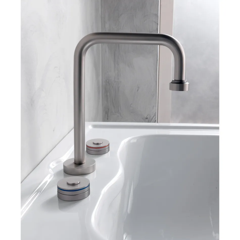 Batteria Lavabo Moderna 3 Fori con Linee Rosso e Blu Made in Italy - Quito Viadurini
