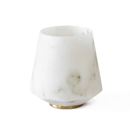 Bicchiere Acqua in Marmo Bianco di Carrara Satinato e Ottone - Scaglio Viadurini