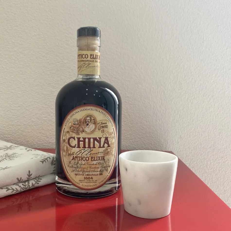Bicchiere Grappa di Design in Marmo Bianco di Carrara Made in Italy - Fergie Viadurini