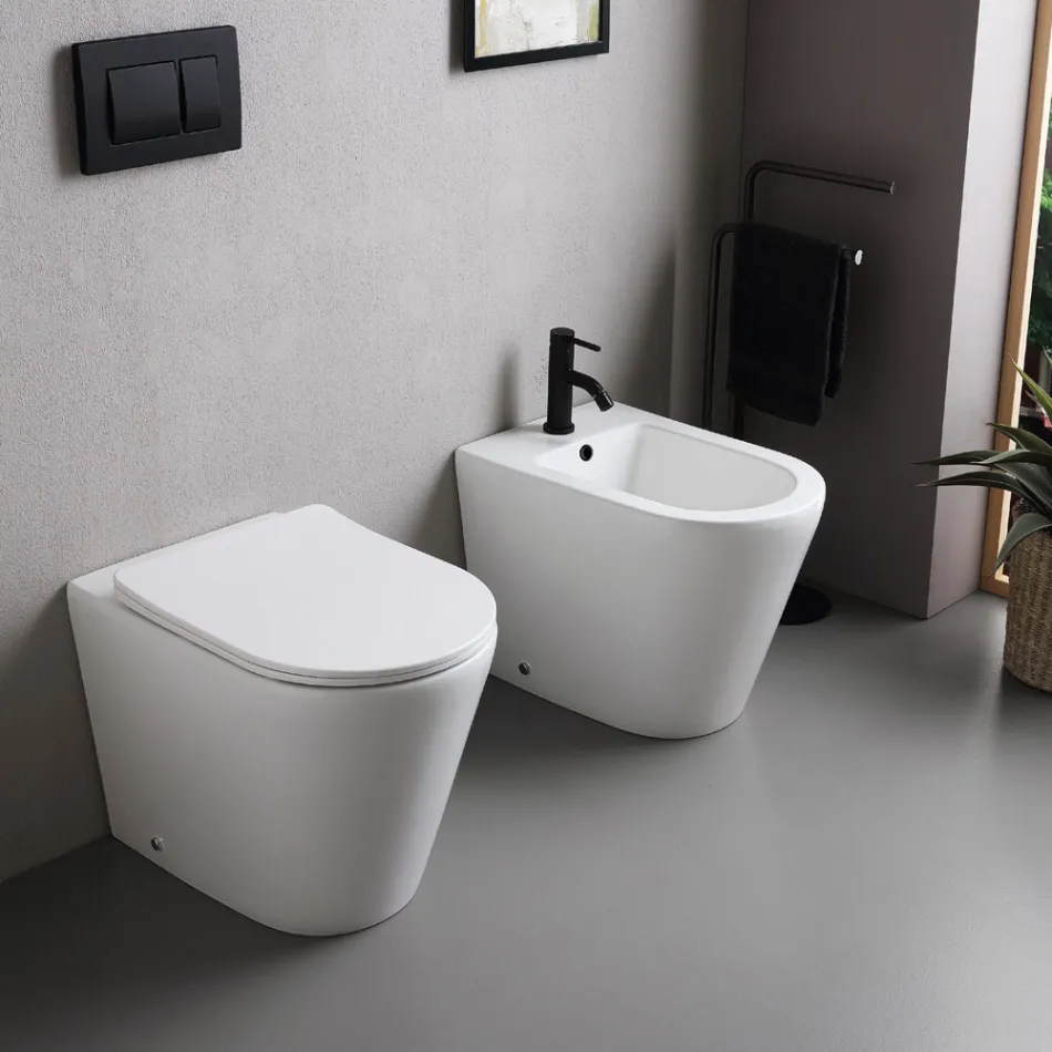Bidet Monoforo a Terra in Ceramica Bianca dal Design Moderno Elegante - Salice Viadurini