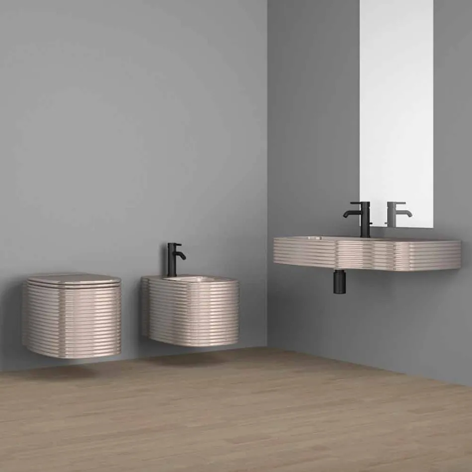 Bidet sospeso in ceramica di moderno design prodotto in Italia, Amleto Viadurini