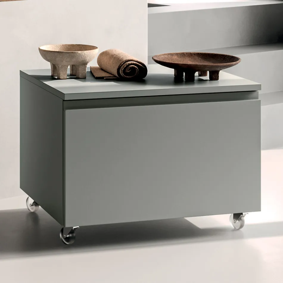 Composizione Bagno Comprensiva di Base con Ruote, Lavabo e Specchio - Titan Viadurini