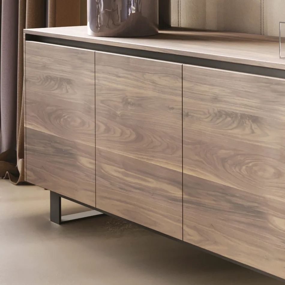 Credenza Alta in Legno con Base in Metallo Made in Italy - Berta Viadurini