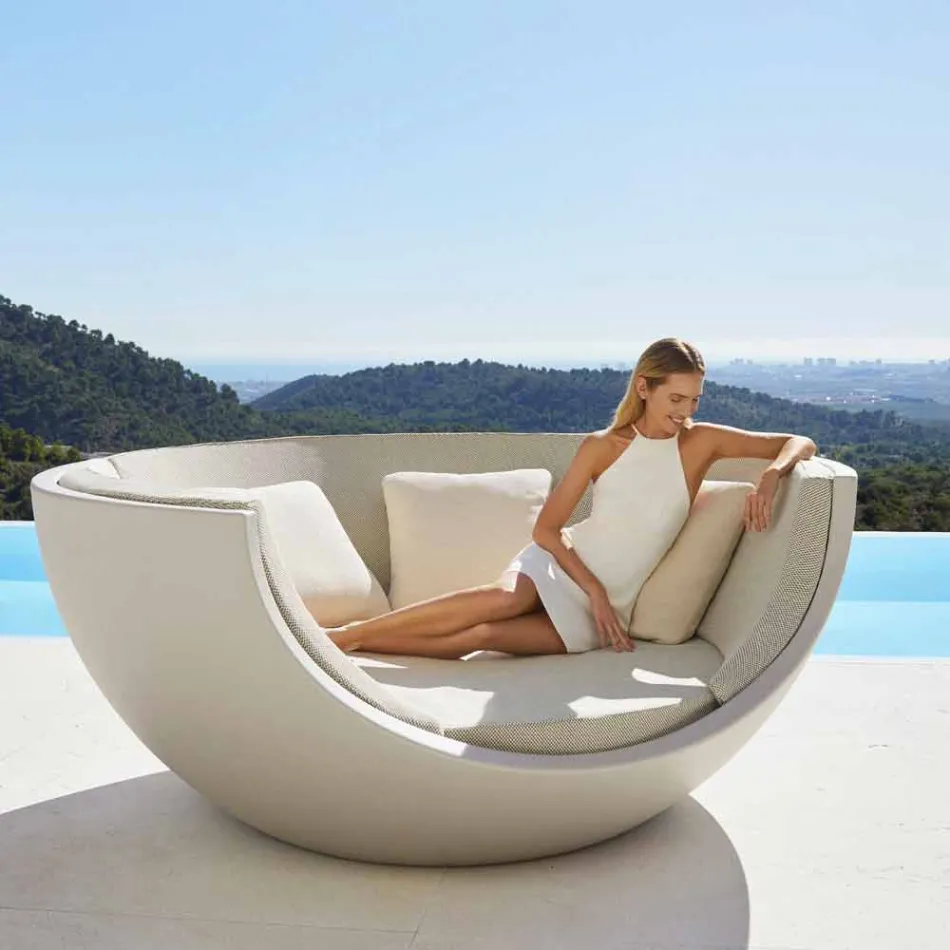 Daybed per Esterno Design Circolare di Lusso in Polietilene - Ulm Moon by Vondom Viadurini