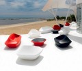 Divano da esterno di design Ufo by Vondom in resina di politilene