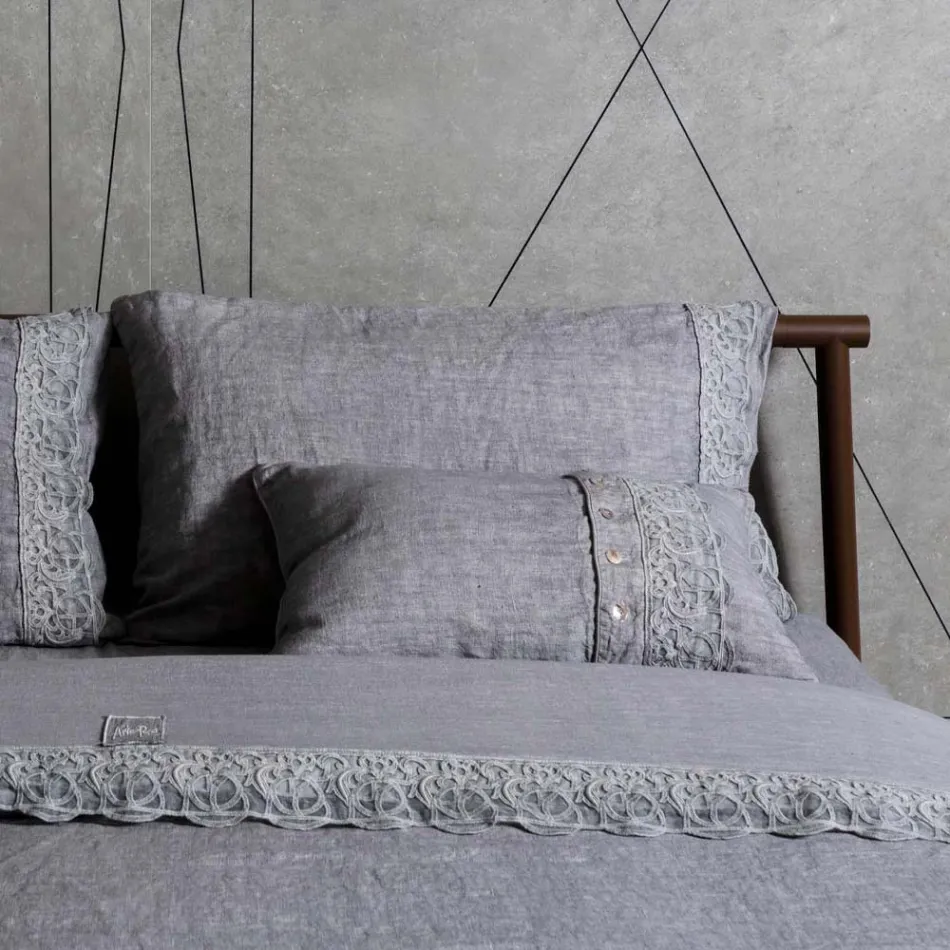 Federa Cuscini Letto in Lino Grigio con Pizzo Sinergia di Lusso Italiano - Stego Viadurini