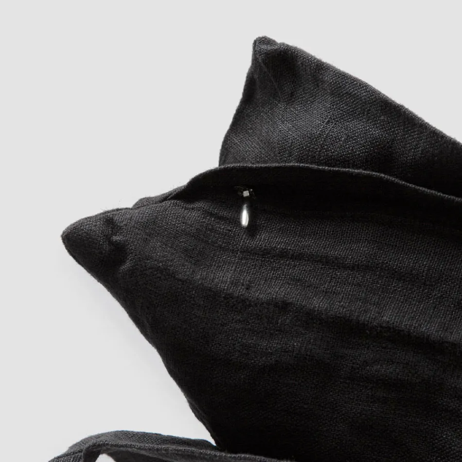 Federa Cuscini Quadrata in Lino Pesante Nero e Laccetti Made in Italy - Matero Viadurini