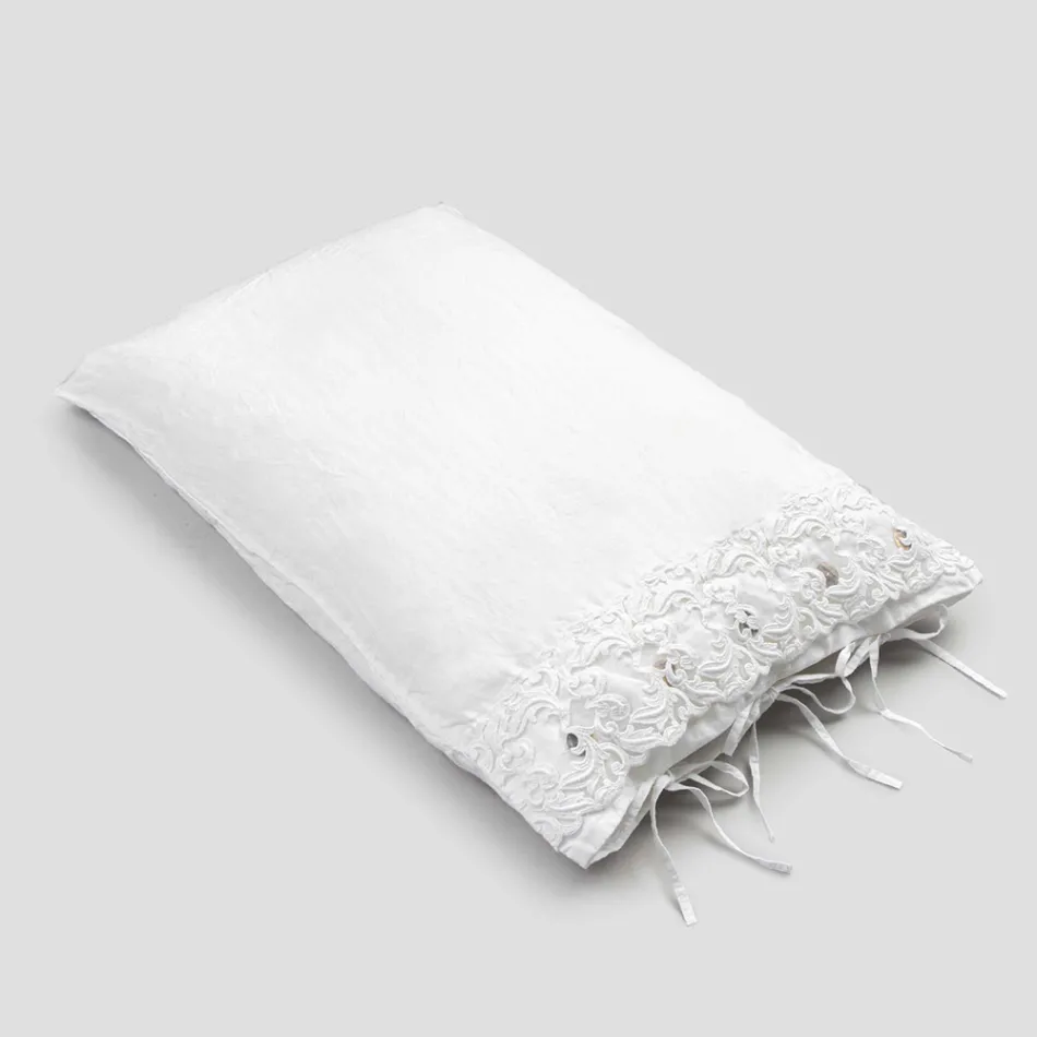 Federa di Lino con Pizzo Bianco per Letto Design di Lusso Made in Italy - Kiss Viadurini