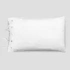 Federa di Lino con Pizzo Bianco per Letto Design di Lusso Made in Italy - Kiss Viadurini