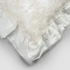 Federa Quadrata in Lino Bianco con Pizzo di Decoro sui Bordi e Balze - Priscilla Viadurini