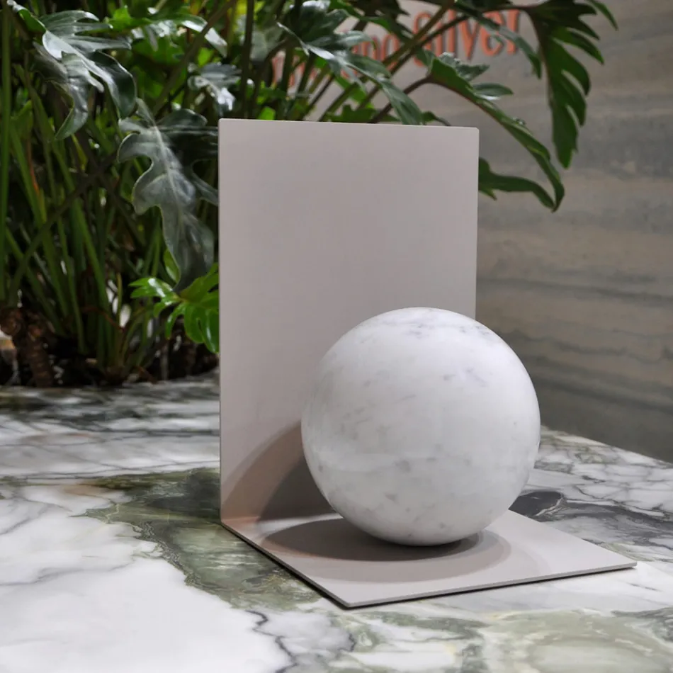 Fermalibro in Metallo con Sfera in Marmo Made in Italy - Akira Viadurini