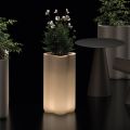 Fioriera a Colonna Luminosa Due Colori in Polietilene Made in Italy - Barbia