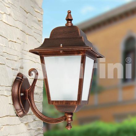 Lampada a parete da giardino in alluminio prodotta in Italia, Aquilina Viadurini