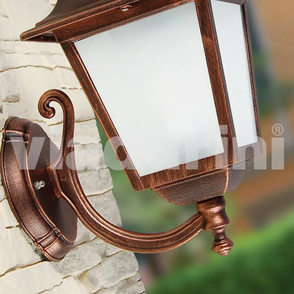 Lampada a parete da giardino in alluminio prodotta in Italia, Aquilina Viadurini