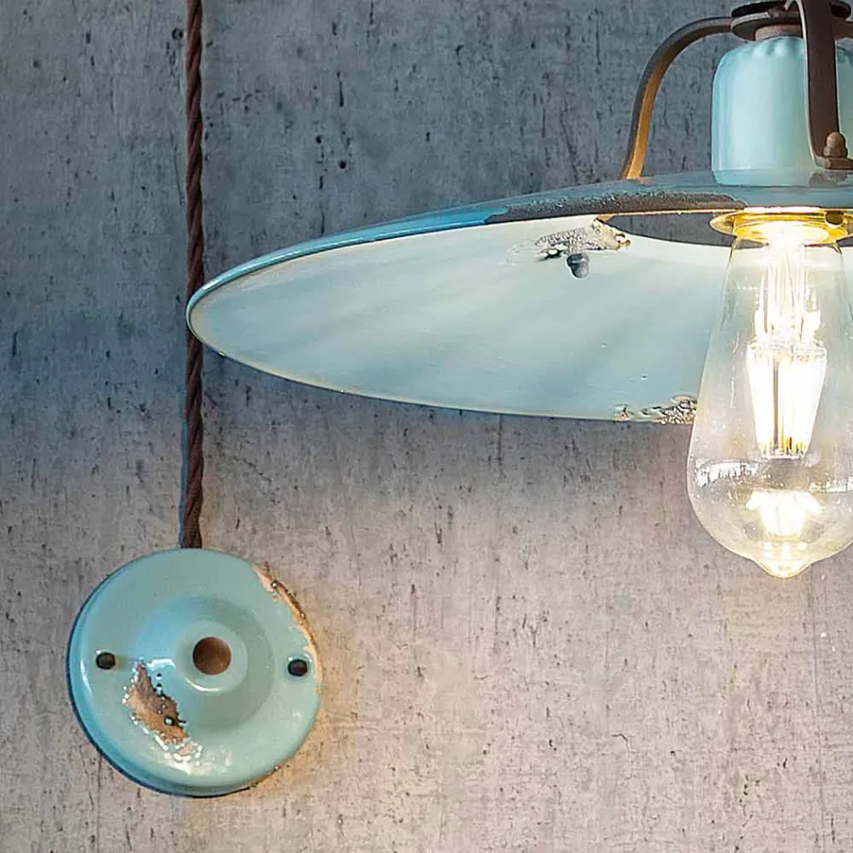 Lampada a sospensione con braccio direzionabile stile country Sally Viadurini