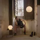 Lampada da Appoggio in Vetro Satinato Bianco e Metallo Design Moderno - Morse Viadurini