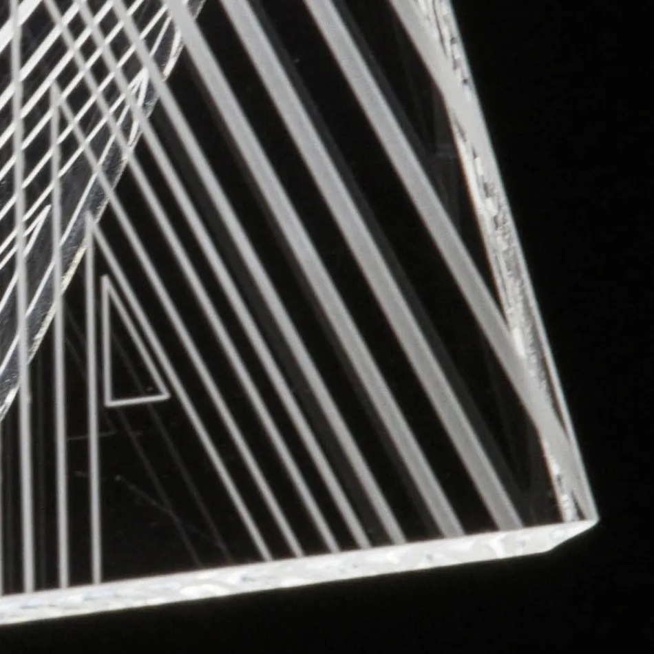 Lampada da Appoggio Led Cristallo Acrilico Decoro a Laser - Possett Viadurini
