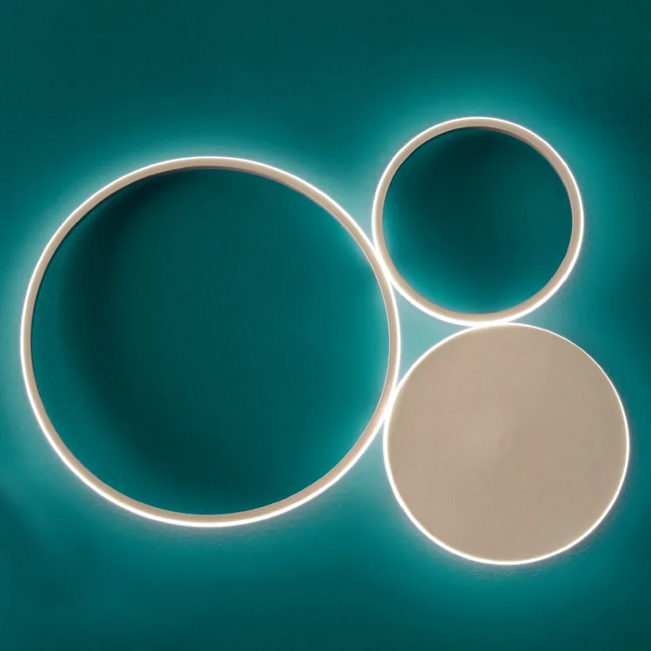 Lampada da Parete in Metallo Verniciato con LED Design Moderno  - Punto Viadurini