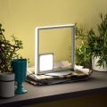 Lampada da Tavolo a LED in Metallo Verniciato Argento Moderna - Formale
