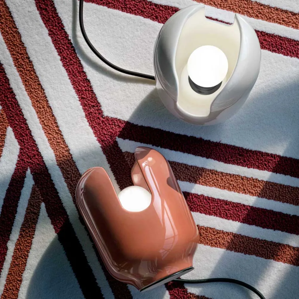 Lampada da Tavolo dallo Stile Moderno in Ceramica Made in Italy - Batucada Viadurini
