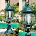 Lampada da terra da giardino in alluminio prodotta in Italia, Anika