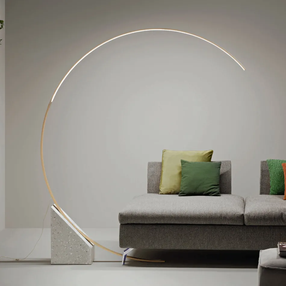 Lampada da Terra in Metallo Verniciato con Luce LED Dimmerabile - Eucalipto Viadurini
