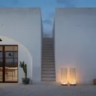 Lampada da Terra Led in Tecnopolimero Grigio e Bacchette in Pvc Bianco - Tatto Viadurini