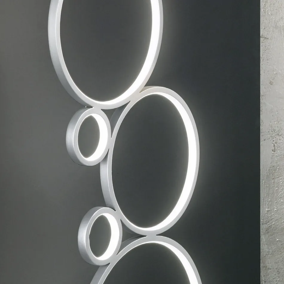 Lampada da Terra LED Moderna in Metallo Verniciato Oro o Argento - Punto Viadurini