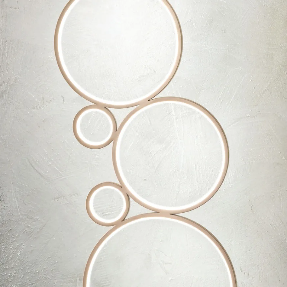 Lampada da Terra LED Moderna in Metallo Verniciato Oro o Argento - Punto Viadurini
