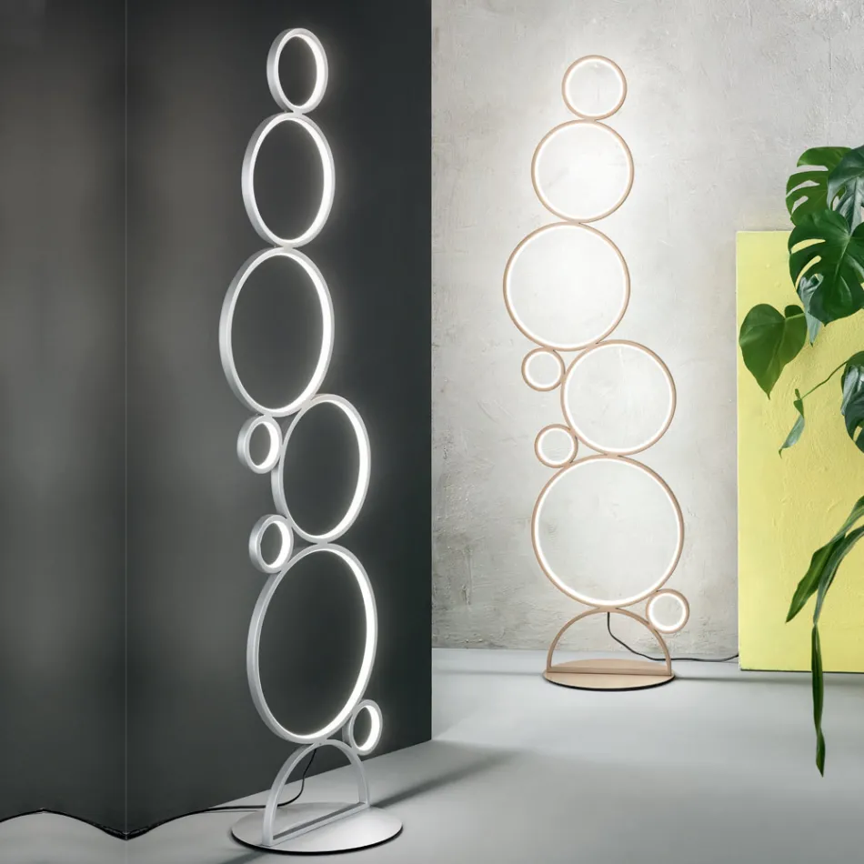 Lampada da Terra LED Moderna in Metallo Verniciato Oro o Argento - Punto Viadurini