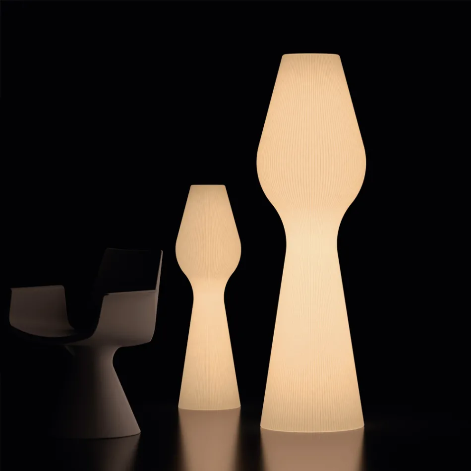 Lampada da Terra per Esterni in Polietilene con Luce Led Made in Italy - Reyes Viadurini
