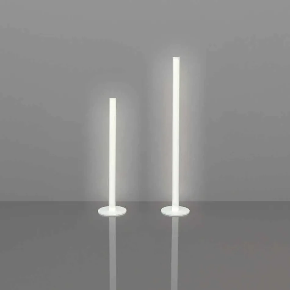 Lampada da terra sottile Slide Flux in metacrilato prodotta in Italia Viadurini