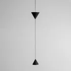 Lampada Sospesa a Filo in Alluminio Nero e Doppio Cono di Design - Mercado Viadurini
