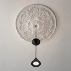 Lampada Sospesa di Design in Gesso bianco e Alluminio Nero 2 Coni - Tesera Viadurini