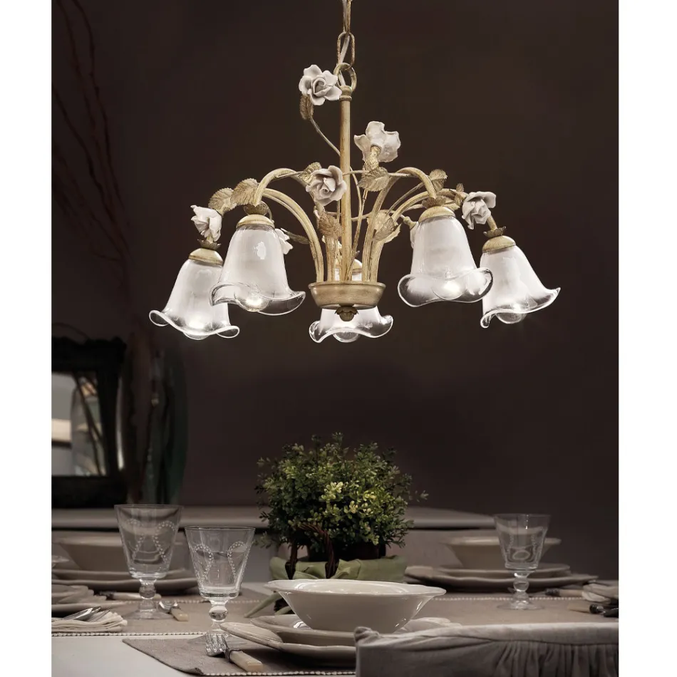 Lampadario 5 Luci in Ferro e Vetro Sabbiato con Rose di Ceramica - Siena Viadurini