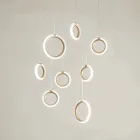 Lampadario Appeso in Metallo Verniciato Oro con 8 Luci LED - Cedro Viadurini