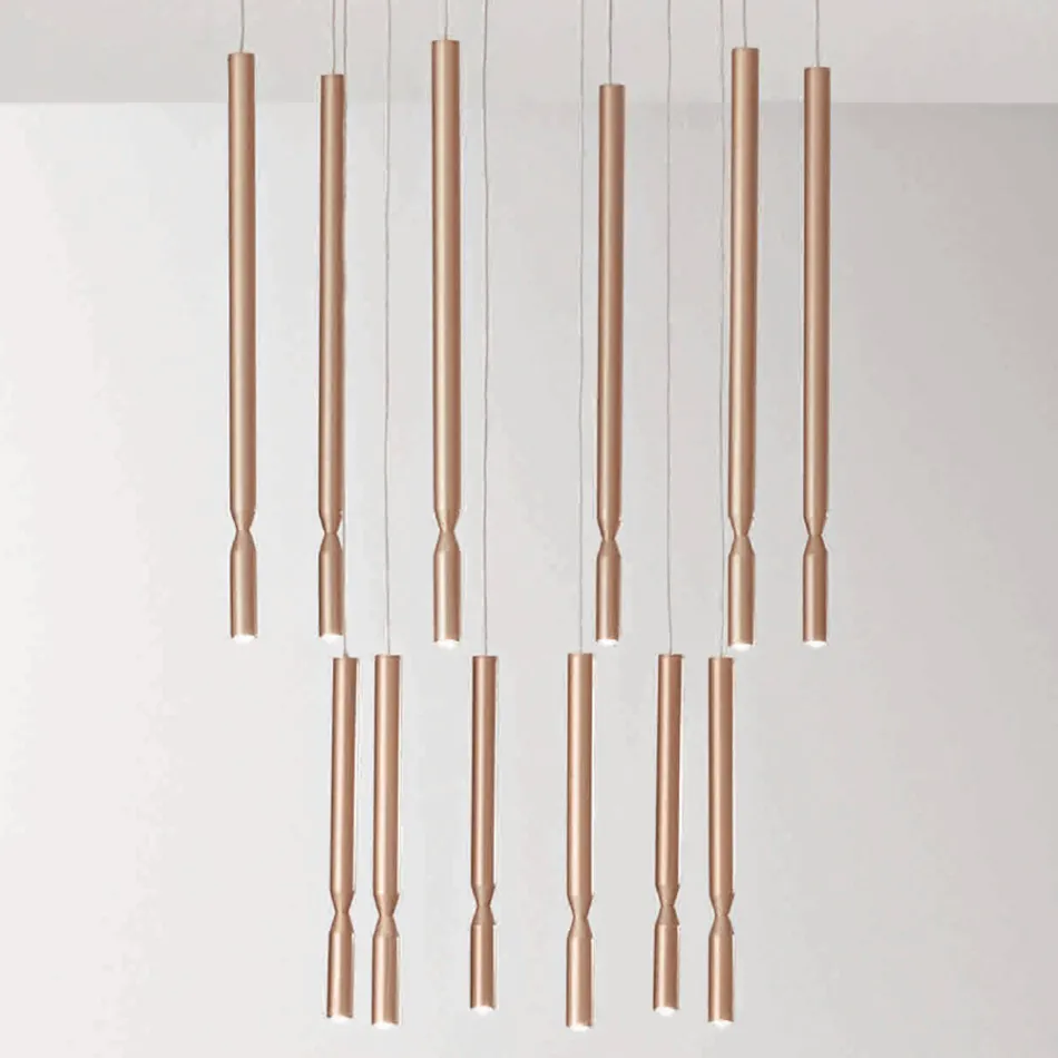 Lampadario con 12 Luci LED in Metallo Verniciato e Cavi Regolabili - Larice Viadurini