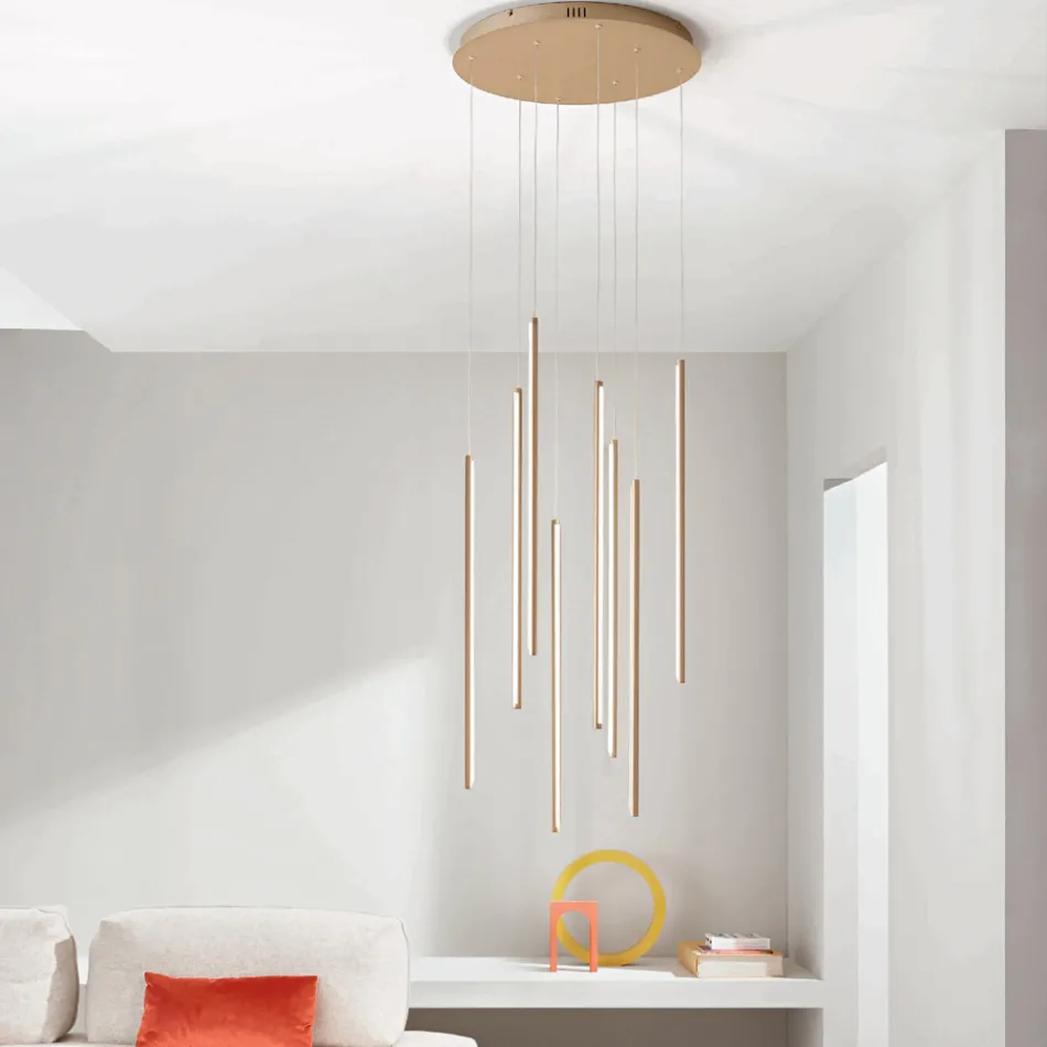 Lampadario con 8 Luci LED in Metallo Verniciato Oro e Cavetti Regolabili - Arancio Viadurini