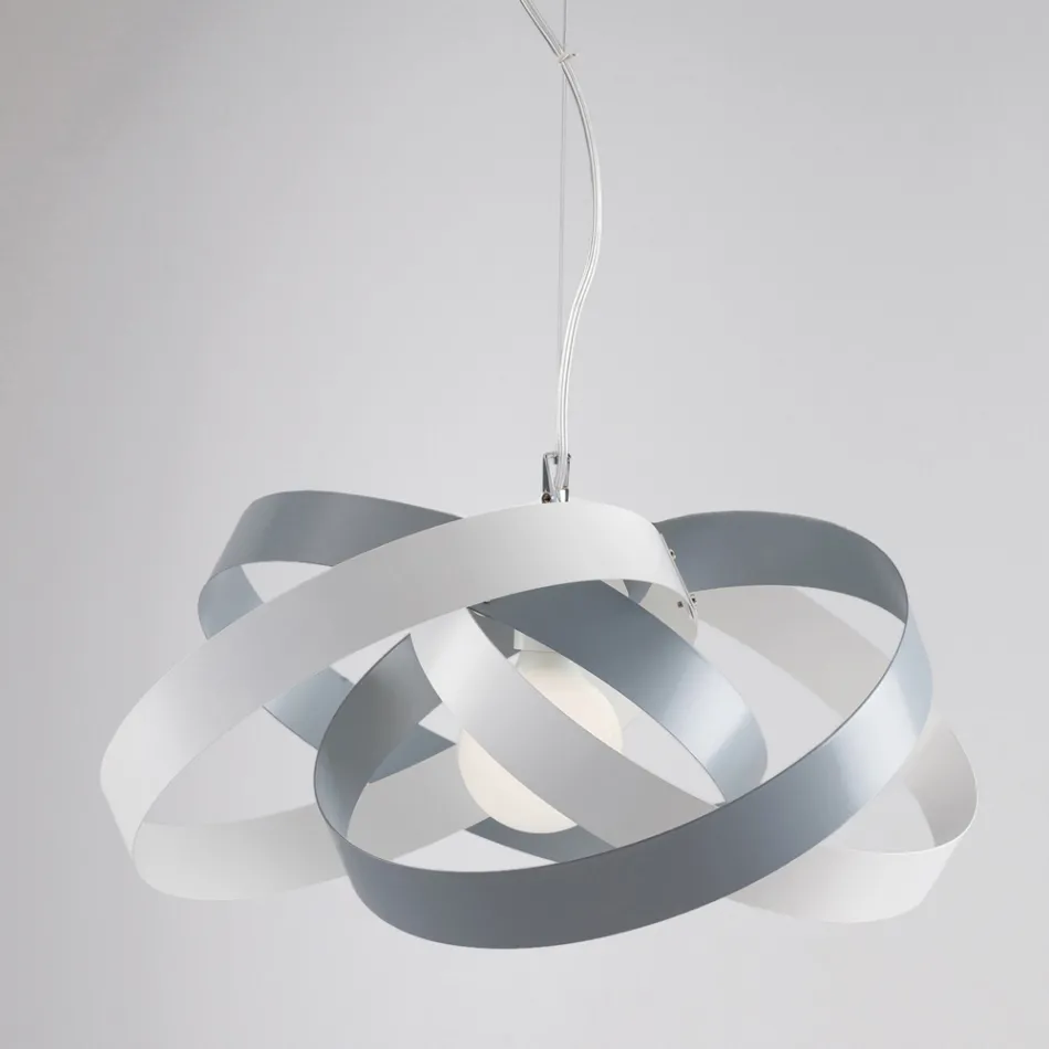 Lampadario in metallo e vetro per illuminare interni con eleganza – Rosmarino Viadurini