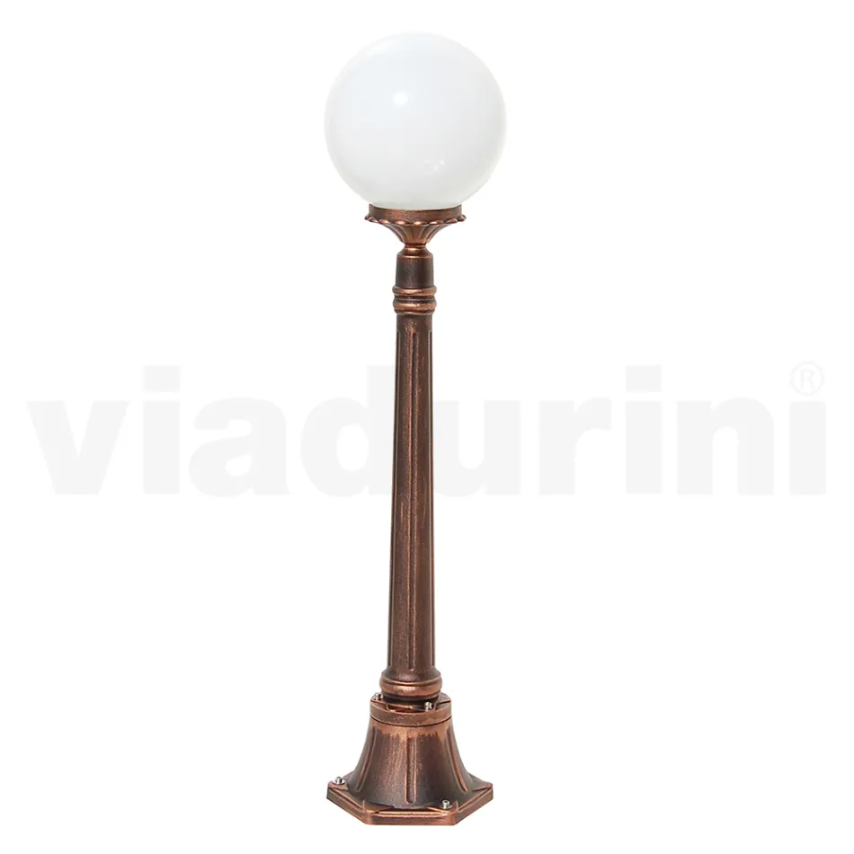 Lampione Alto 110 cm in Acrilico e Alluminio Nero Made in Italy - Trovanero Viadurini