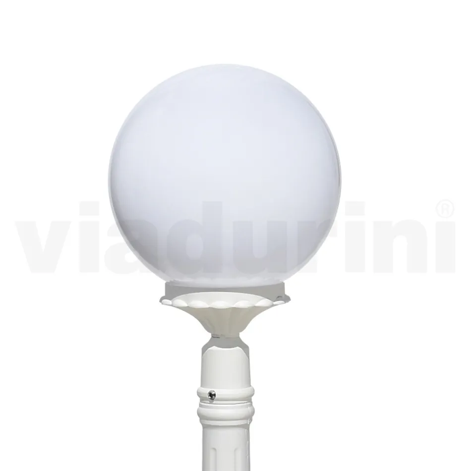 Lampione Alto 145 cm in Acrilico e Alluminio Bianco Made in Italy - Trovabianco Viadurini