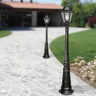Lampione Alto 154 cm da Giardino in Vetro e 5 Finiture di Alluminio - Pinako Viadurini