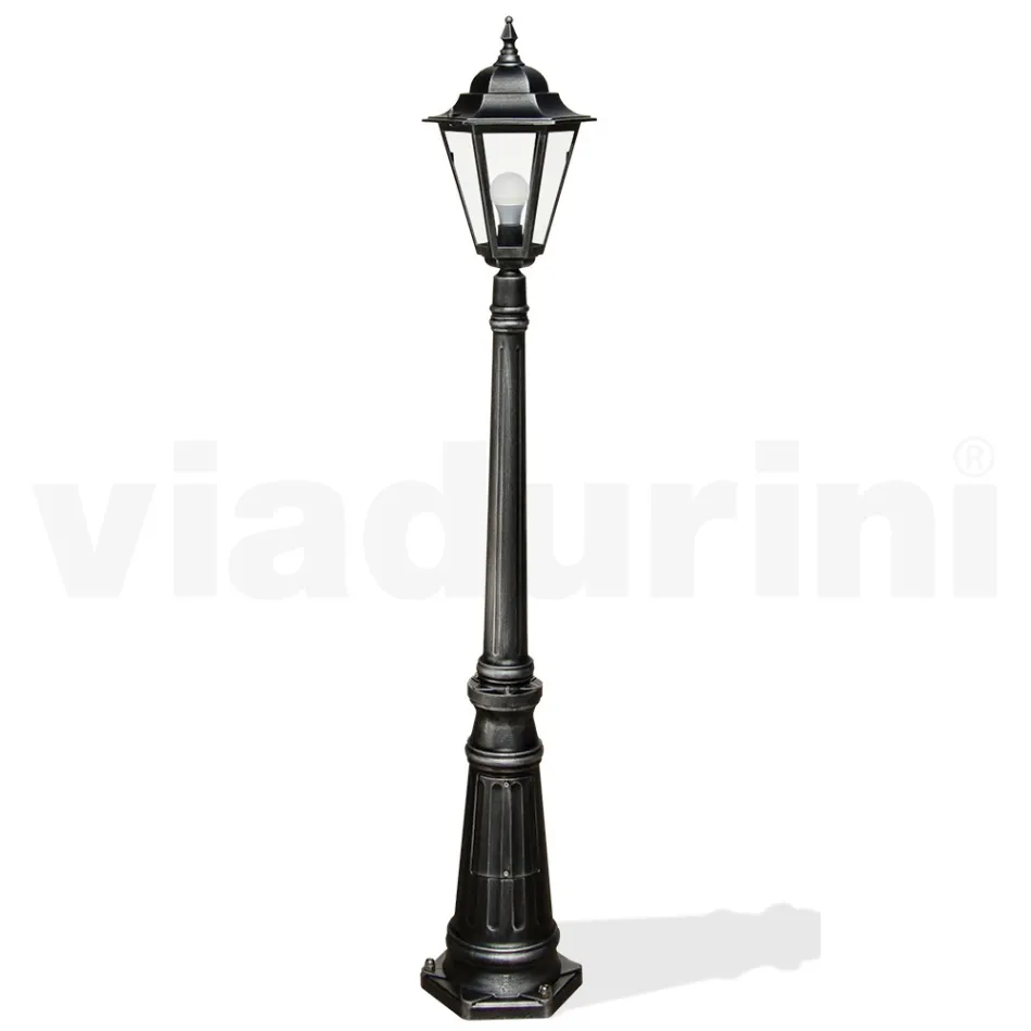 Lampione Alto 154 cm da Giardino in Vetro e 5 Finiture di Alluminio - Pinako Viadurini