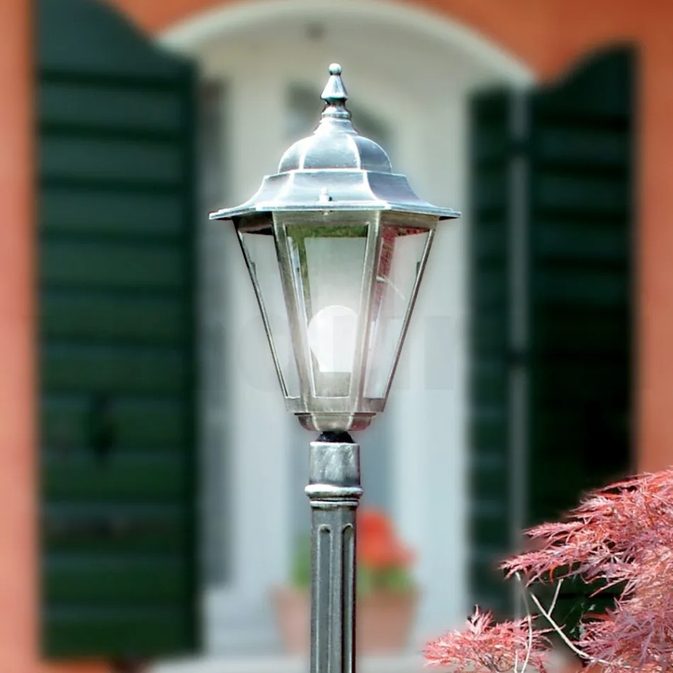Lampione Alto 179 cm da Giardino in Vetro e 5 Finiture di Alluminio - Pinako Viadurini