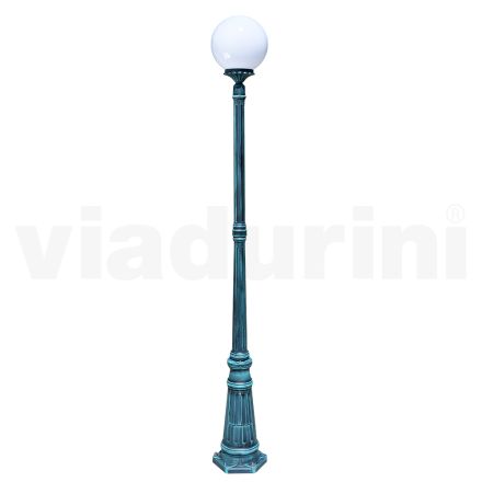 Lampione Alto 208 cm in Acrilico e Alluminio Nero Made in Italy - Trovanero Viadurini