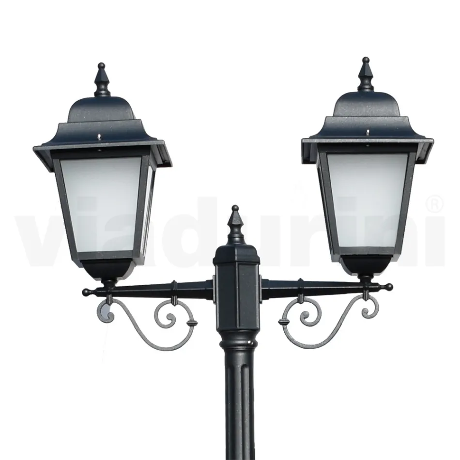 Lampione Alto 219 cm in Vetro e Alluminio Antracite Made in Italy - Scintilla Viadurini